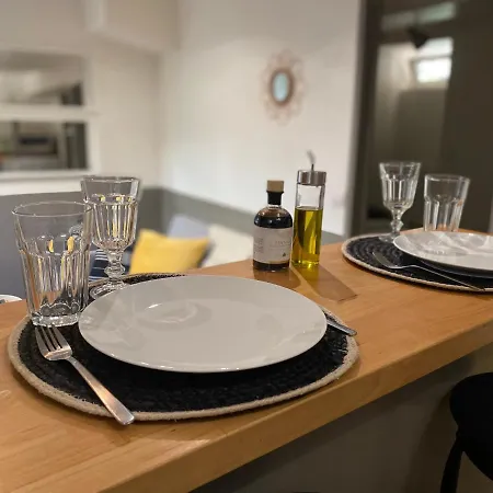 Pied A Terre En Plein Coeur De Apartment *